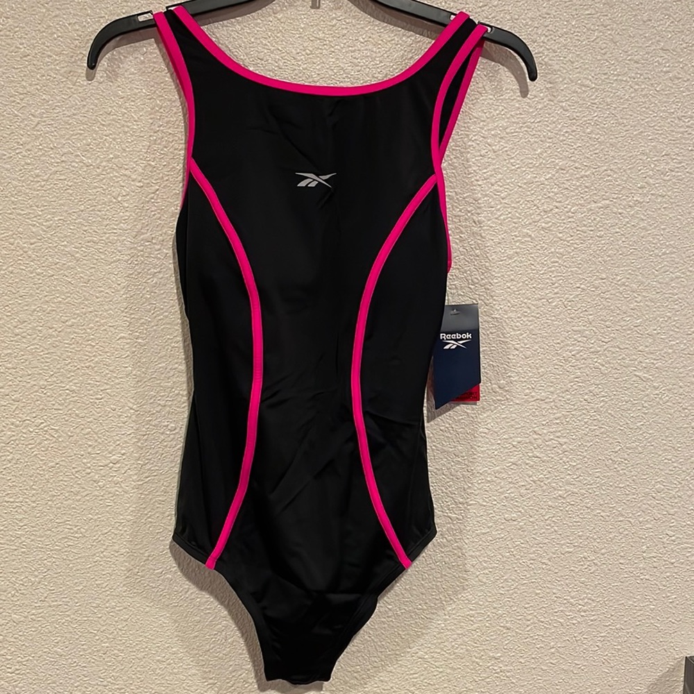 Reebok Sport Fashion Swimwear Sz. 8 Black/Pink